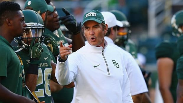 After sideline incident, Baylor at center of controversy again; Stanford hits stride